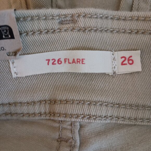 Levi’s 726 High Rise Flare Jeans Tan Size 26x32 NWT - Picture 9 of 16